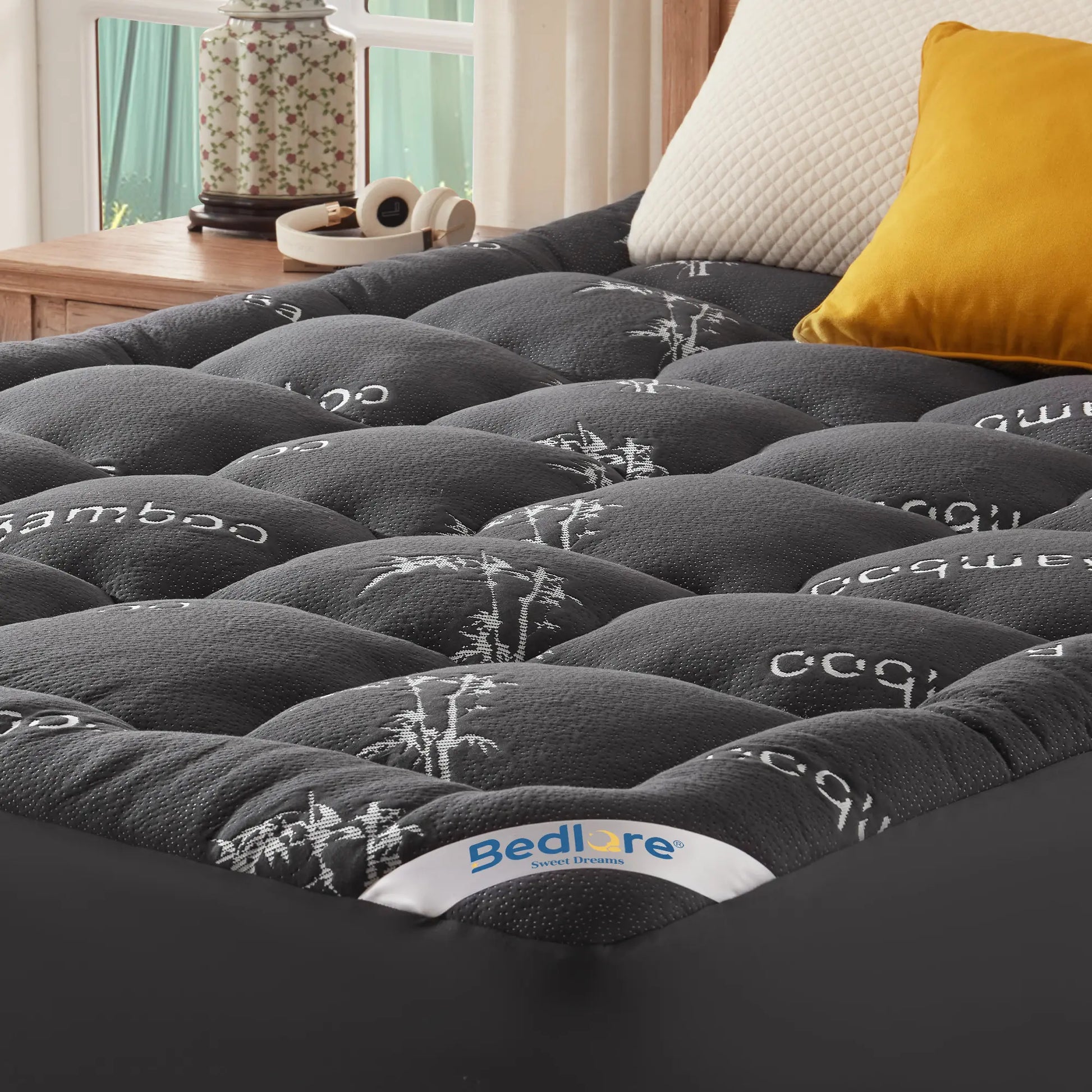 Summerwins【Bedlore】Thick Fitted Sheet Mattress Pad, Fluffy Pillow Top Comfort Layer, Cooling & Soft Mattress Cover with Deep Pockets (Fits 6–18 Inch Mattresses), Ideal for Bedroom & Home Use